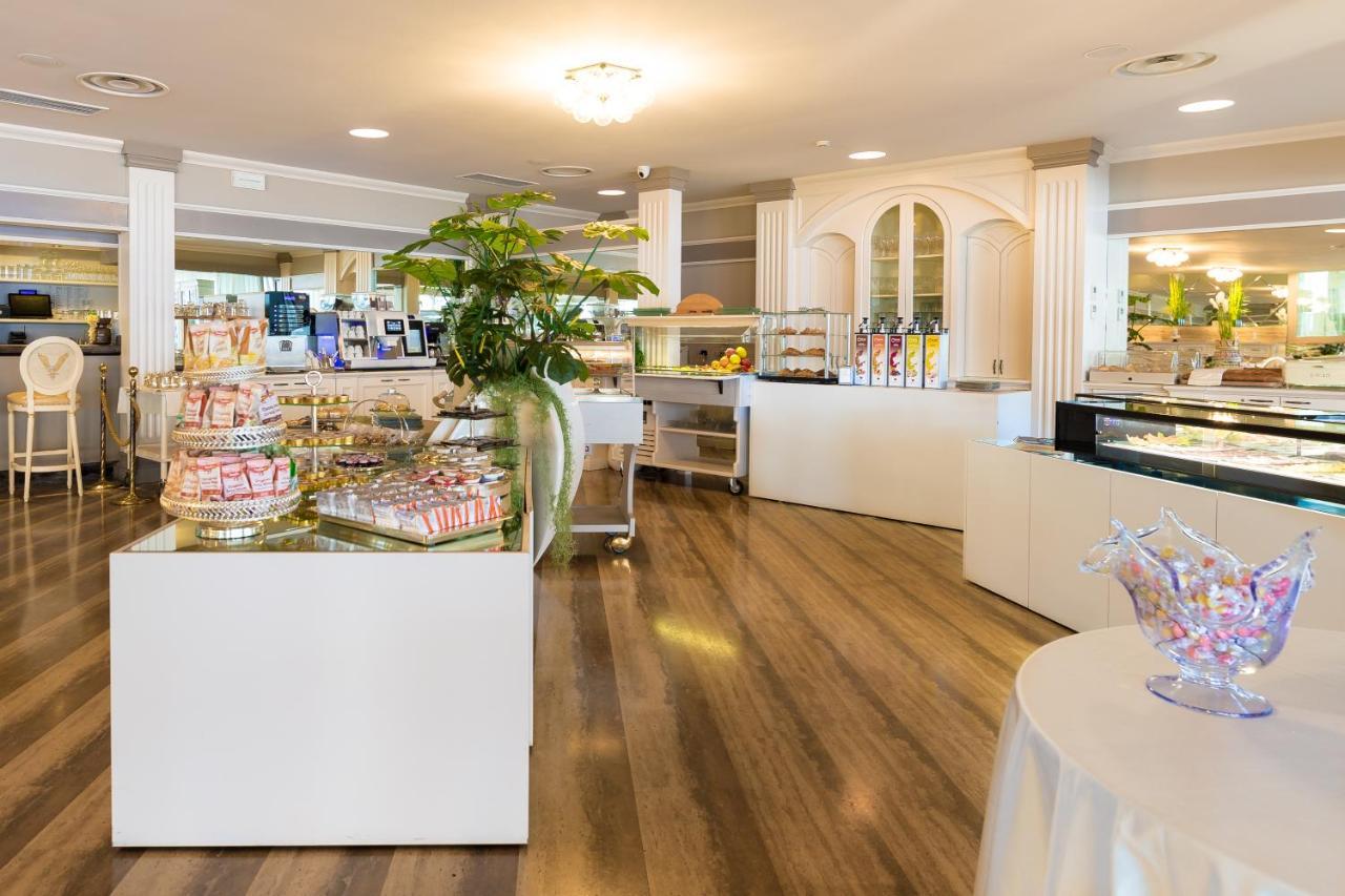 Hotel Aquila D'Oro Desenzano Desenzano del Garda Exteriér fotografie