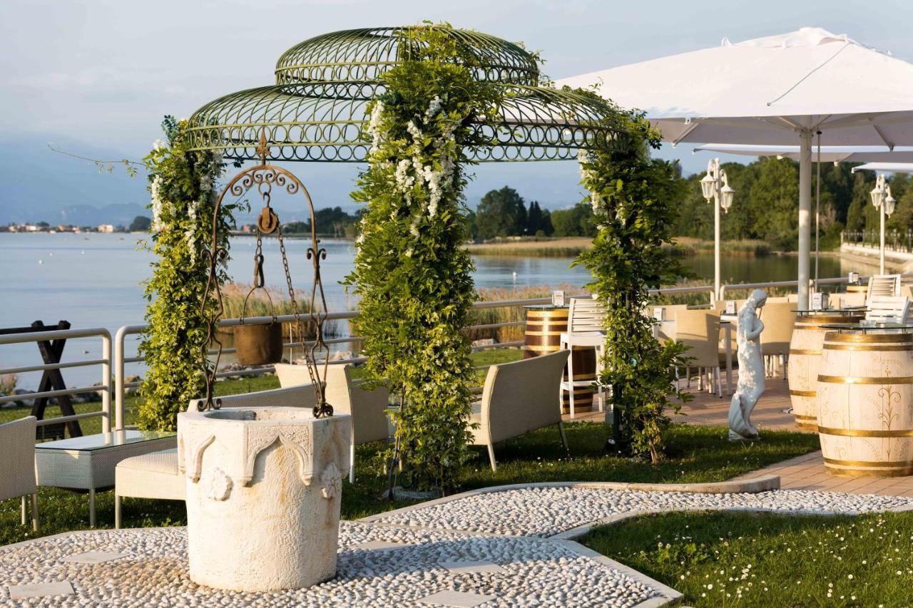 Hotel Aquila D'Oro Desenzano Desenzano del Garda Exteriér fotografie