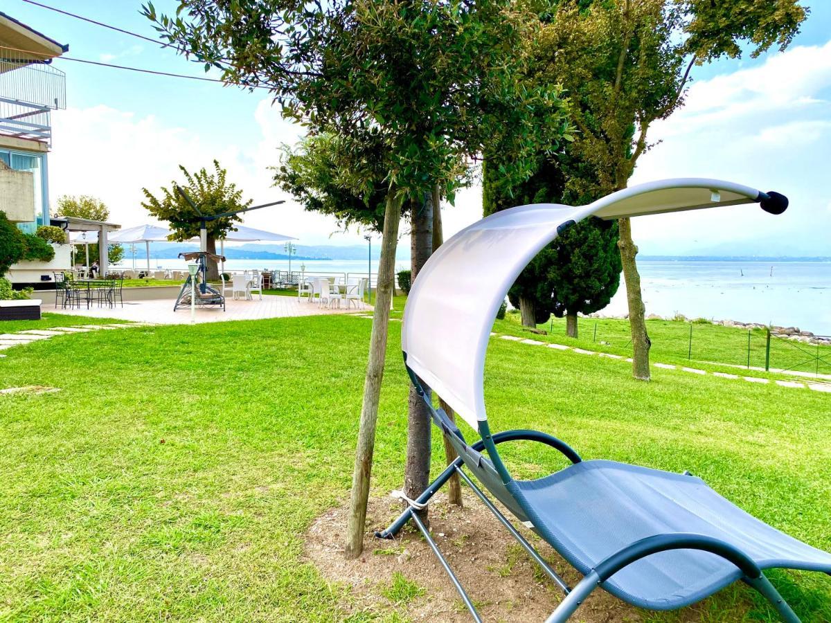 Hotel Aquila D'Oro Desenzano Desenzano del Garda Exteriér fotografie