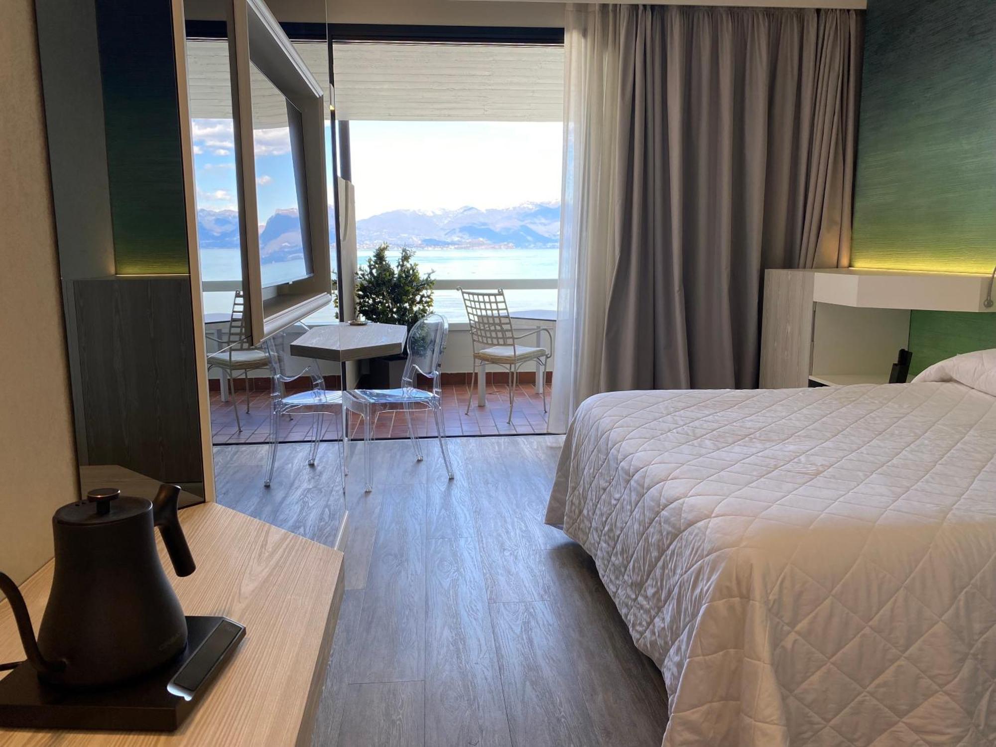 Hotel Aquila D'Oro Desenzano Desenzano del Garda Exteriér fotografie