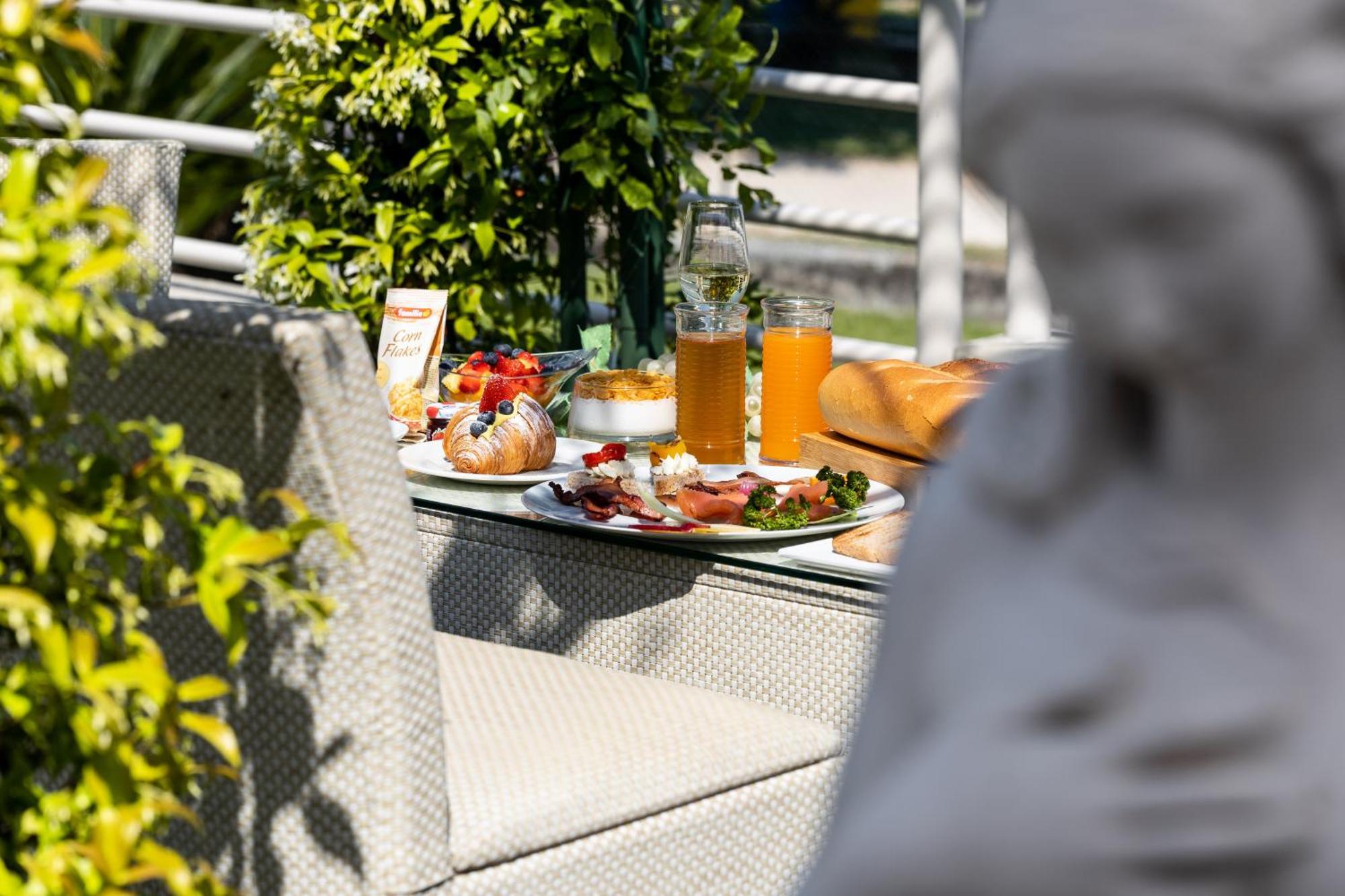 Hotel Aquila D'Oro Desenzano Desenzano del Garda Exteriér fotografie
