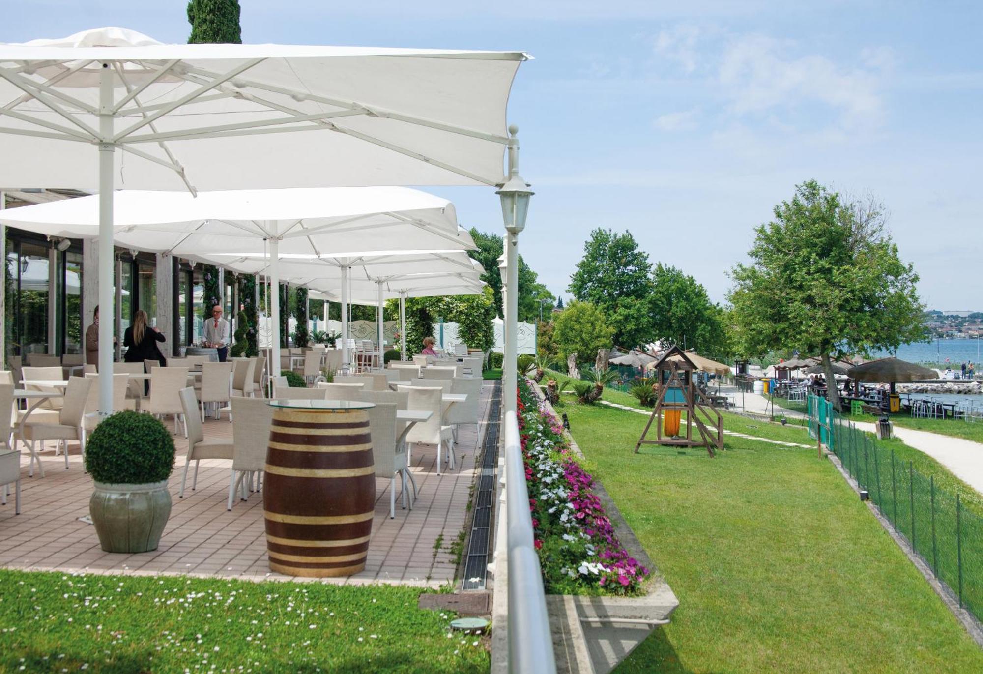 Hotel Aquila D'Oro Desenzano Desenzano del Garda Exteriér fotografie